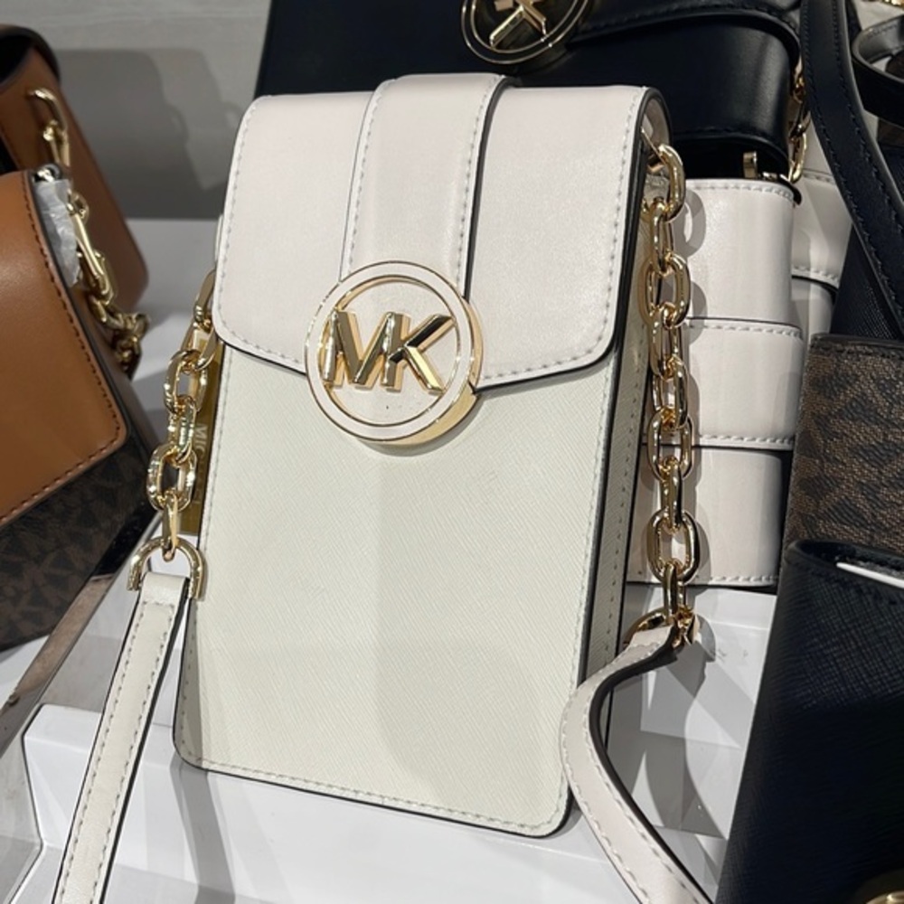 MICHAEL KORS CARMEN SMALL FAUX LEATHER PHONE CROSSBODY BAG